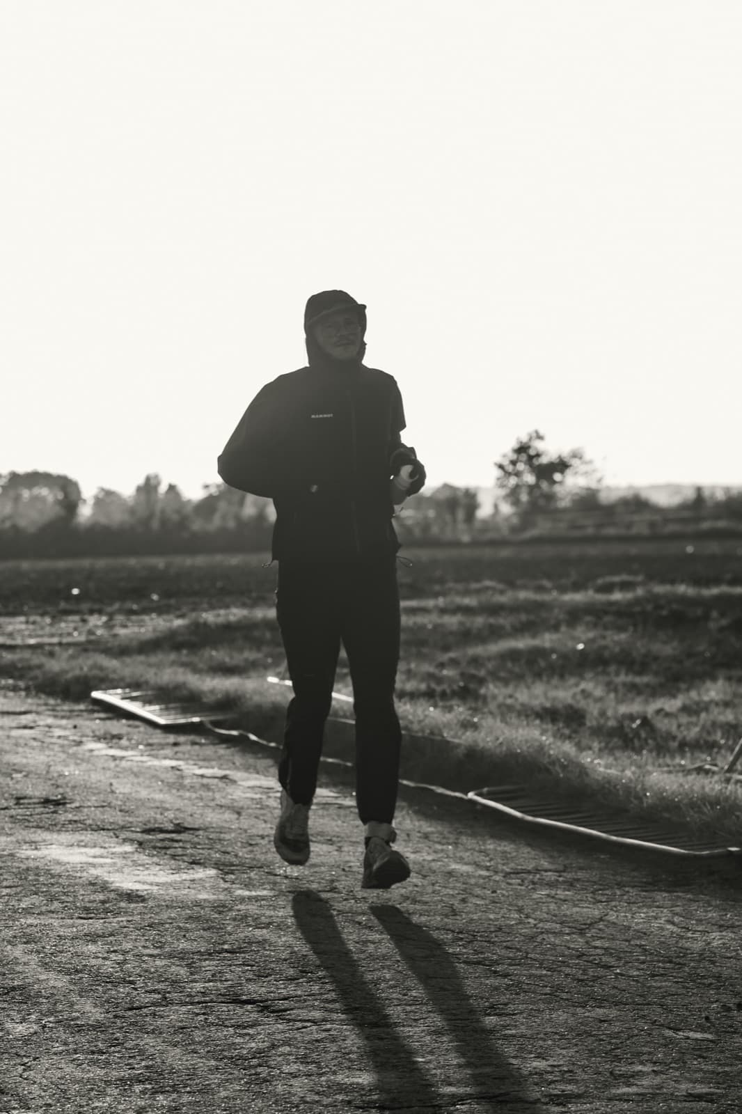 Silhouette von Pierre Biege im Morgenlicht